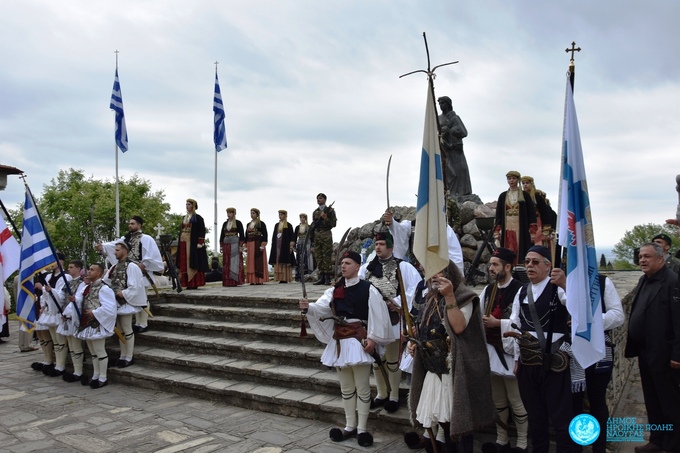 Φωτογραφία Με λαμπρότητα κορυφώθηκαν οι εκδηλώσεις για την 203η Επέτειο του Ολοκαυτώματος της Νάουσας
